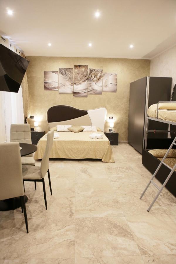 Jadore Monic Roma Exterior foto